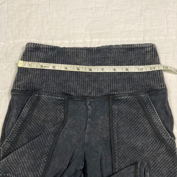 Aerie Heathered Gray Leggings size Small - Picture 7 of 8